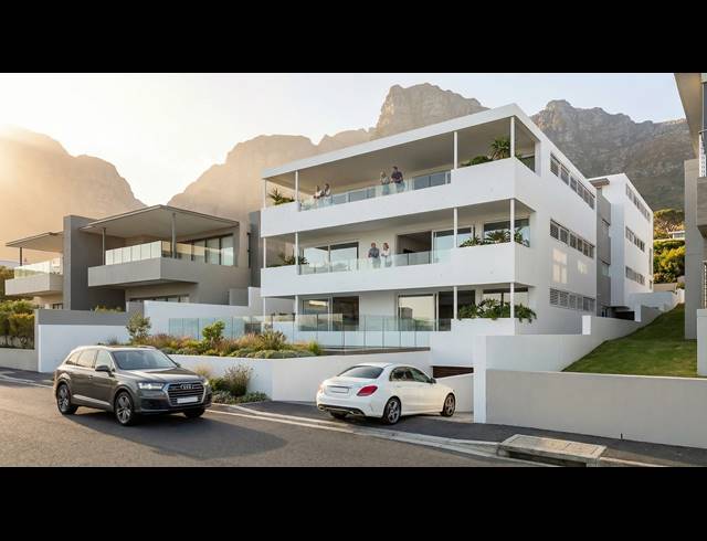 883M² VACANT LAND FOR SALE IN CAMPS BAY